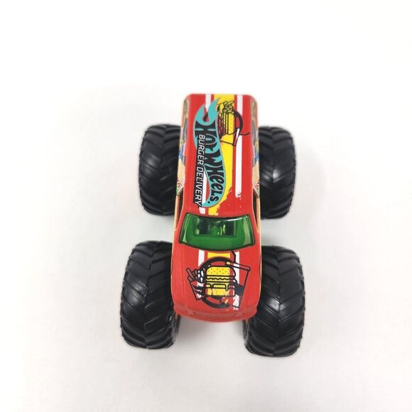 2021 Hot Wheels Monster Trucks BURGER DELIVERY 1:64 Mattel (mt04) - Picture 6 of 7